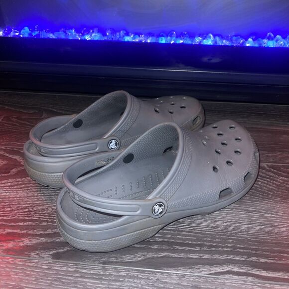 Crocs Color Grey Size 10-12 - Picture 2 of 8